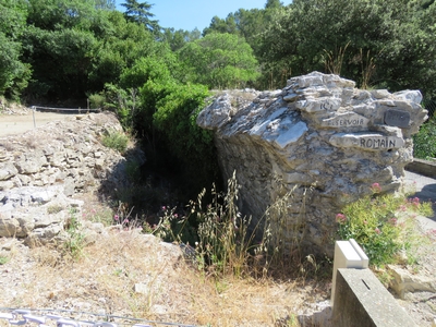 Nages et Roque de Viou